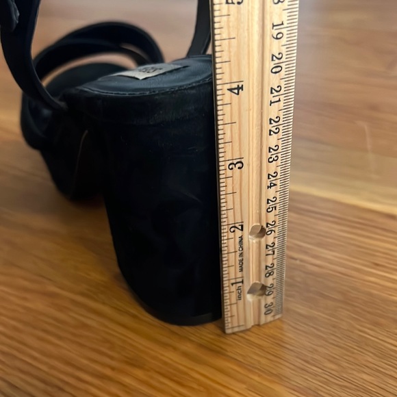 Steve Madden Heels - Picture 8 of 8